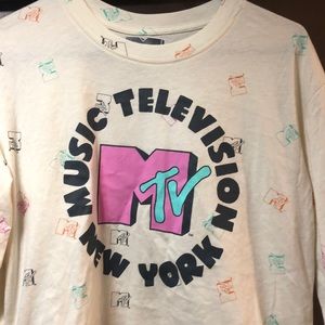 NWOT MTV long sleeve